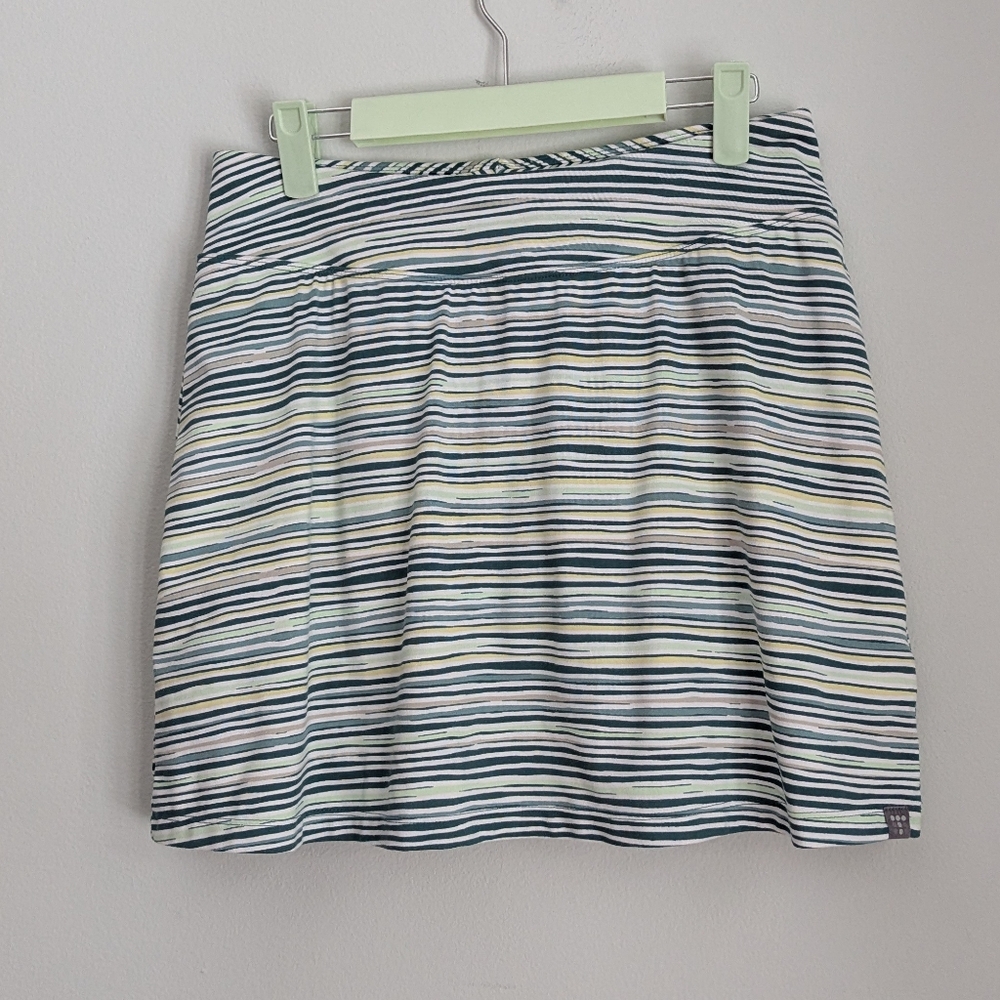 TITLE NINE Skort Women's Small Green Striped Skirt Built In Shorts Buttah 163A